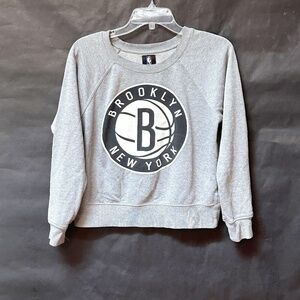 NBA Brooklyn Nets Basketball Gray Athletic Workout Long Sleeve Sweater